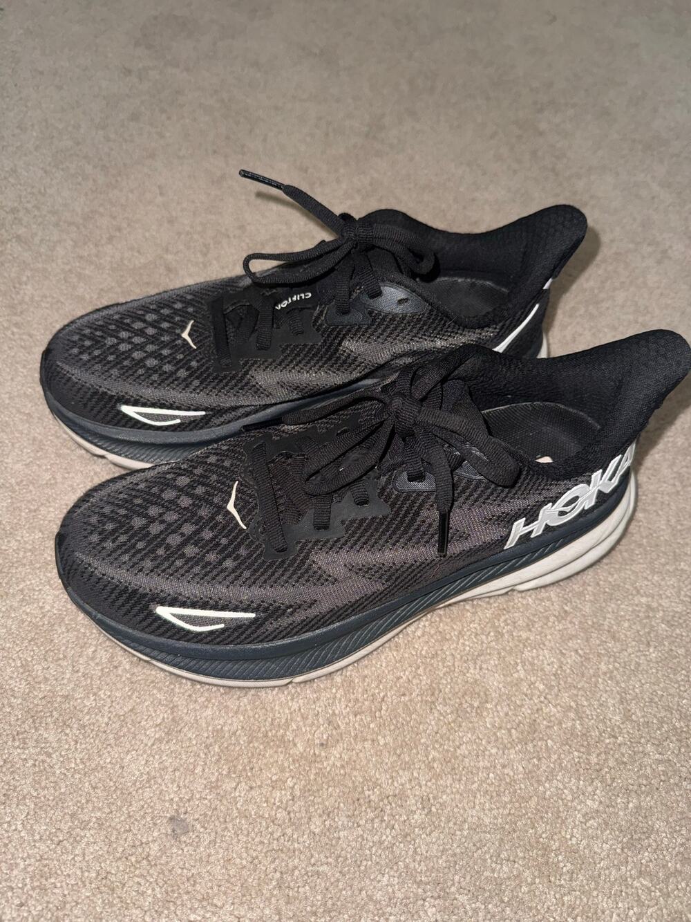 HOKA Clifton 9 Women’s 6.5 Black White Running Athletic Shoes